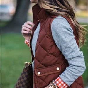 Cranberry JCREW quilted vest, like new